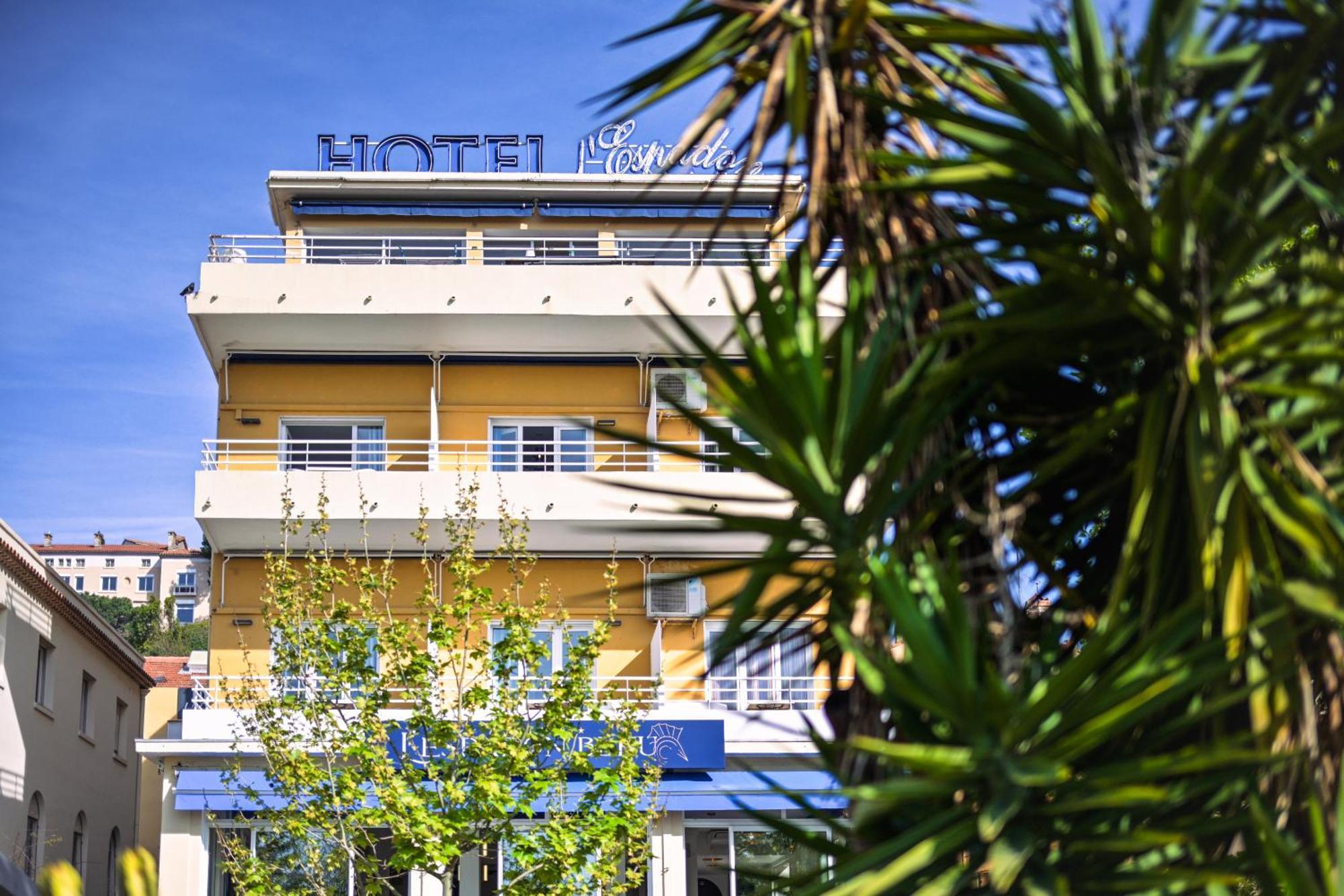 Hotel Espadon Bleu