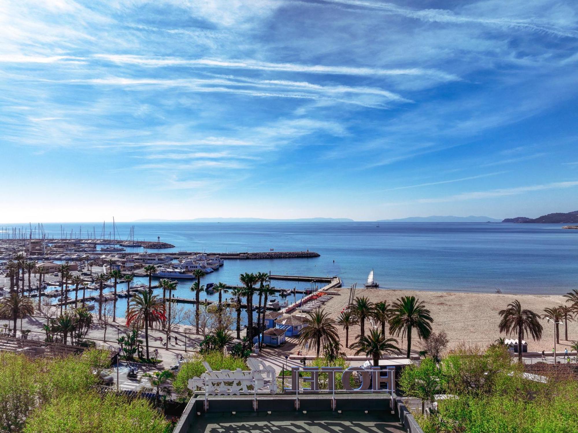 Hotel Espadon Bleu 3*