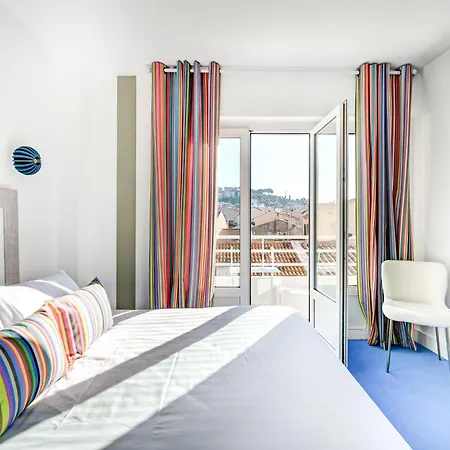 Hotel Espadon Bleu Le Lavandou Buitenkant foto