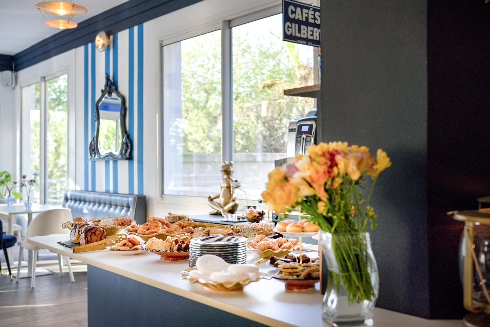 Hotel Espadon Bleu 3*