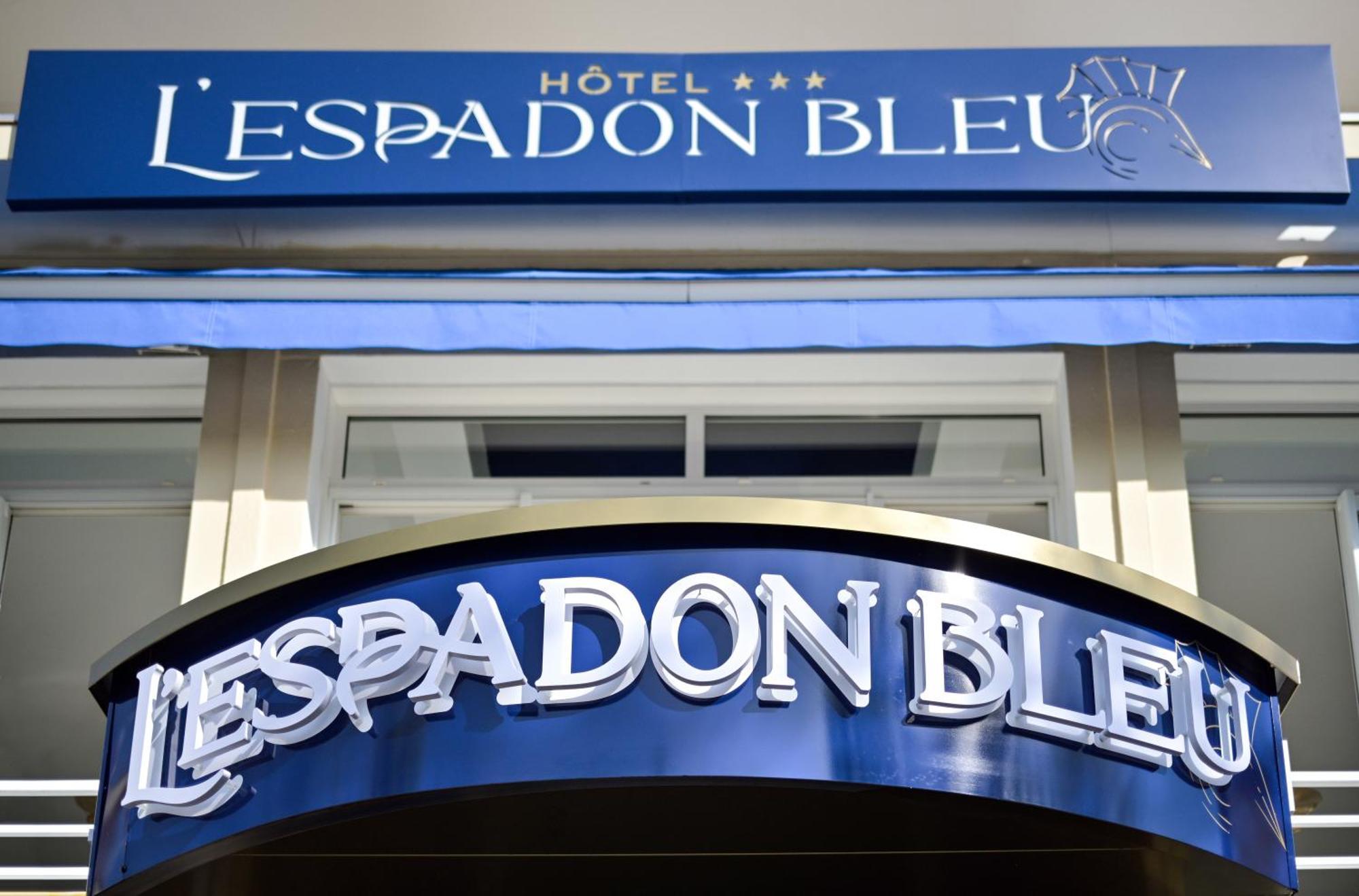 Hotel Espadon Bleu 3*