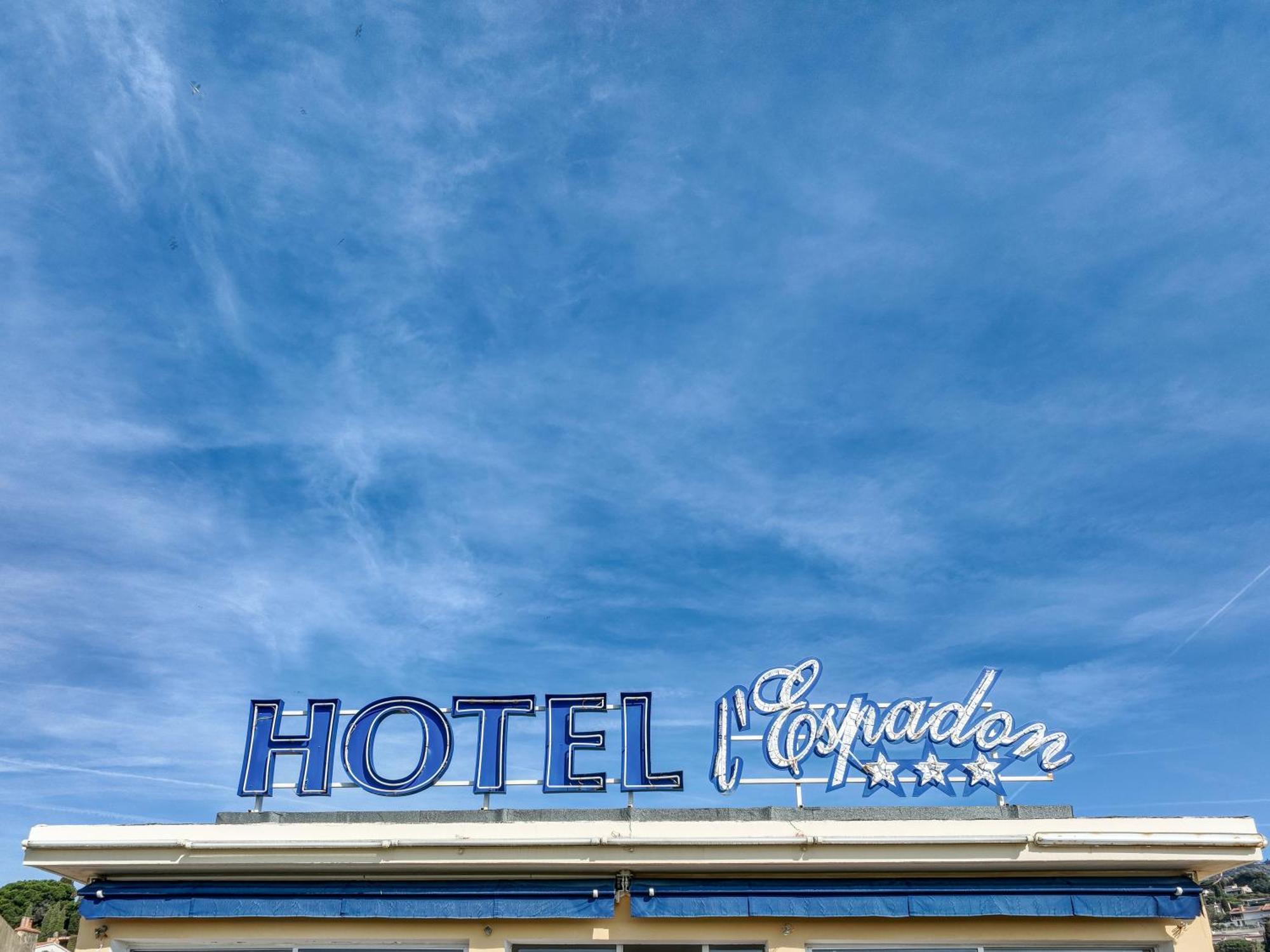 Espadon Bleu Hotel 3*