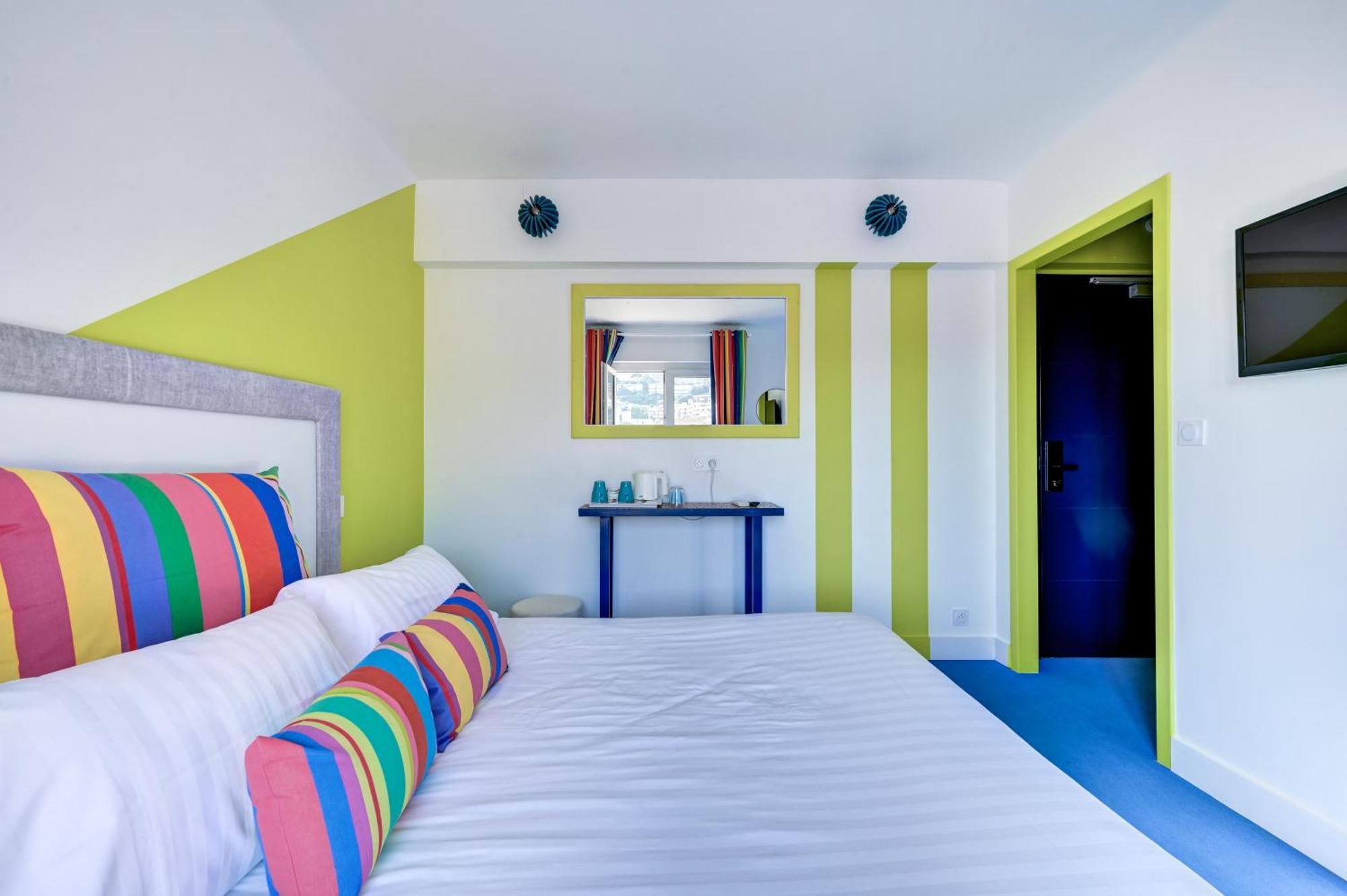 Hotel Espadon Bleu 3*